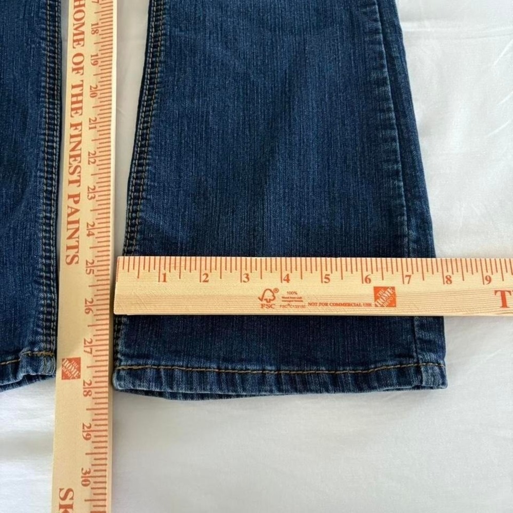 Ariat R.E.A.L. Denim Blue Bootcut jeans with black and white paisley interior - Picture 3 of 7